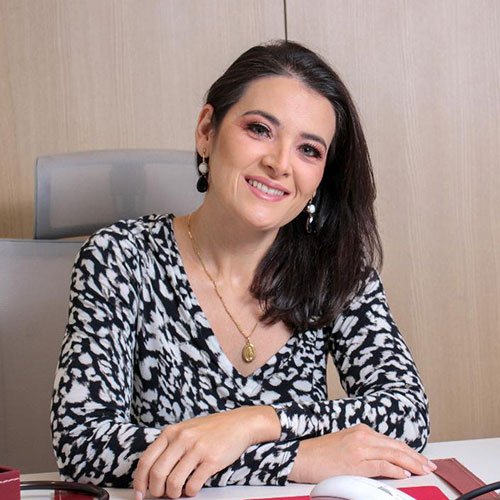 Dra. Roberta R. Penhalbel Pinheiro - Endocrinologista Humanitare