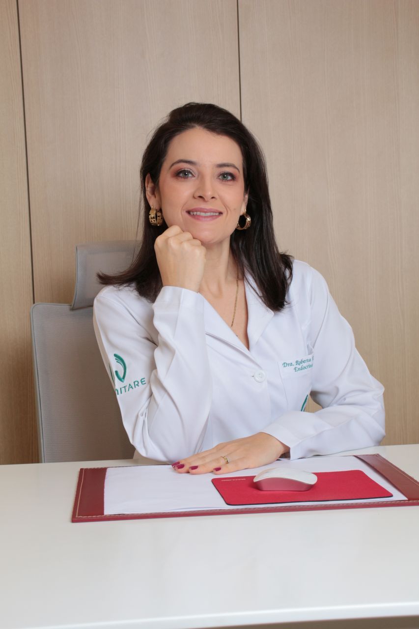Dra. Roberta R. Penhalbel Pinheiro - Endocrinologista Humanitare